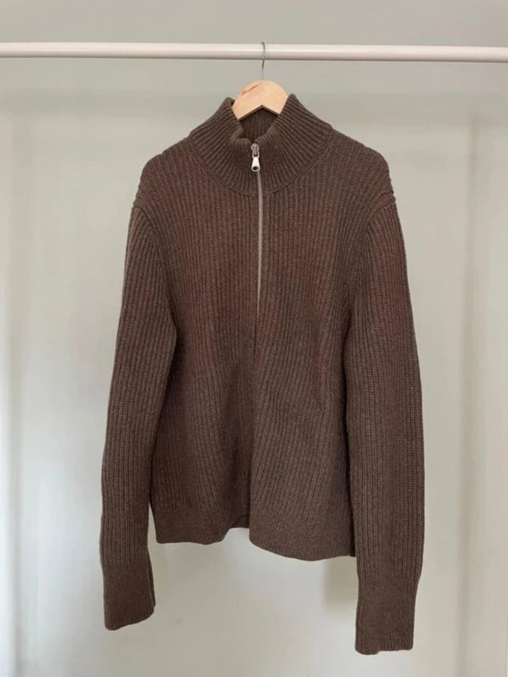 ARKET Men’s Brown Ribbed Full-Zip Cardigan Sweater Size M